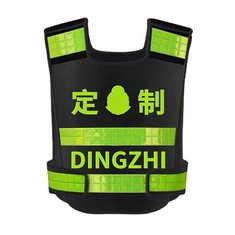 Czarna kamizelka bezpieczeństwa ruchu drogowego