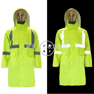 Odblaskowy kombinezon przeciwdeszczowy do higieny ruchu drogowego